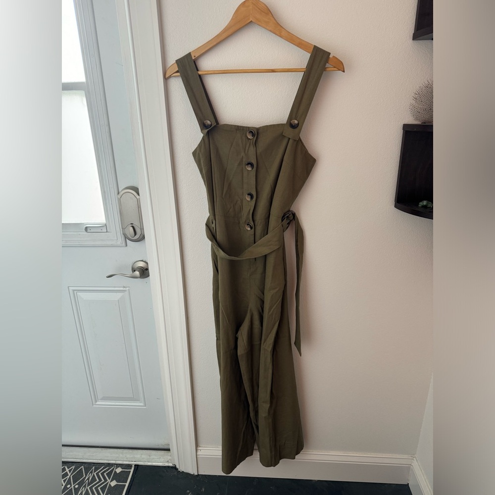 • TopShop • Women’s Linen Jumpsuit Size 6